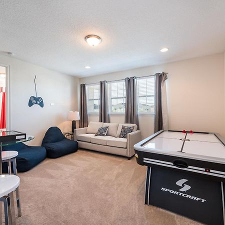 אורלנדו Fabulous Home By Rentyl Near Disney With Private Pool, Game Room & Resort Amenities - 7469M מראה חיצוני תמונה